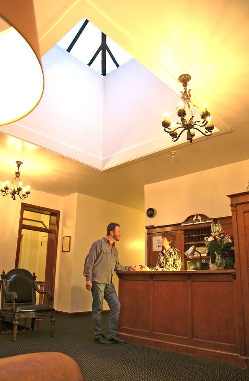 Ryan Hotel Воллес Екстер'єр фото