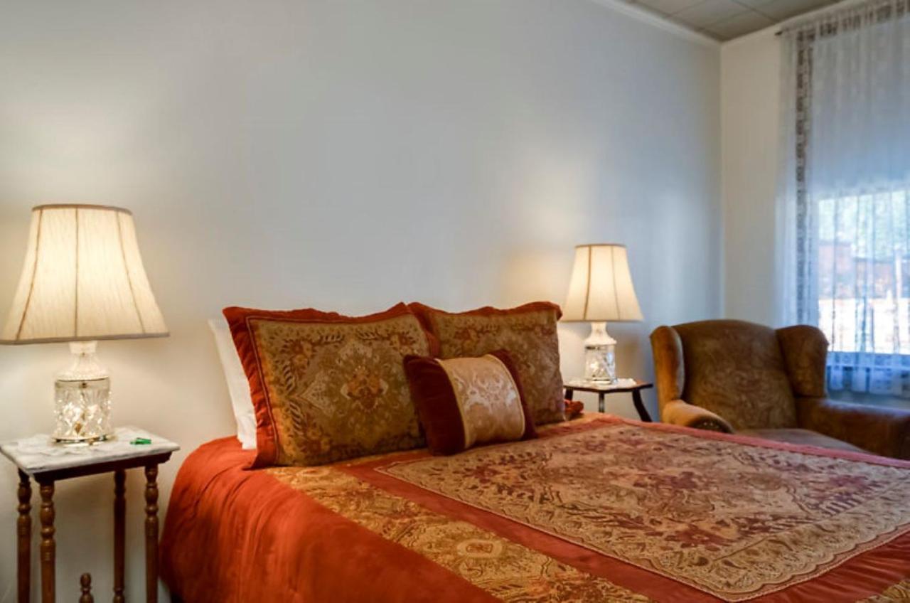 Ryan Hotel Воллес Екстер'єр фото