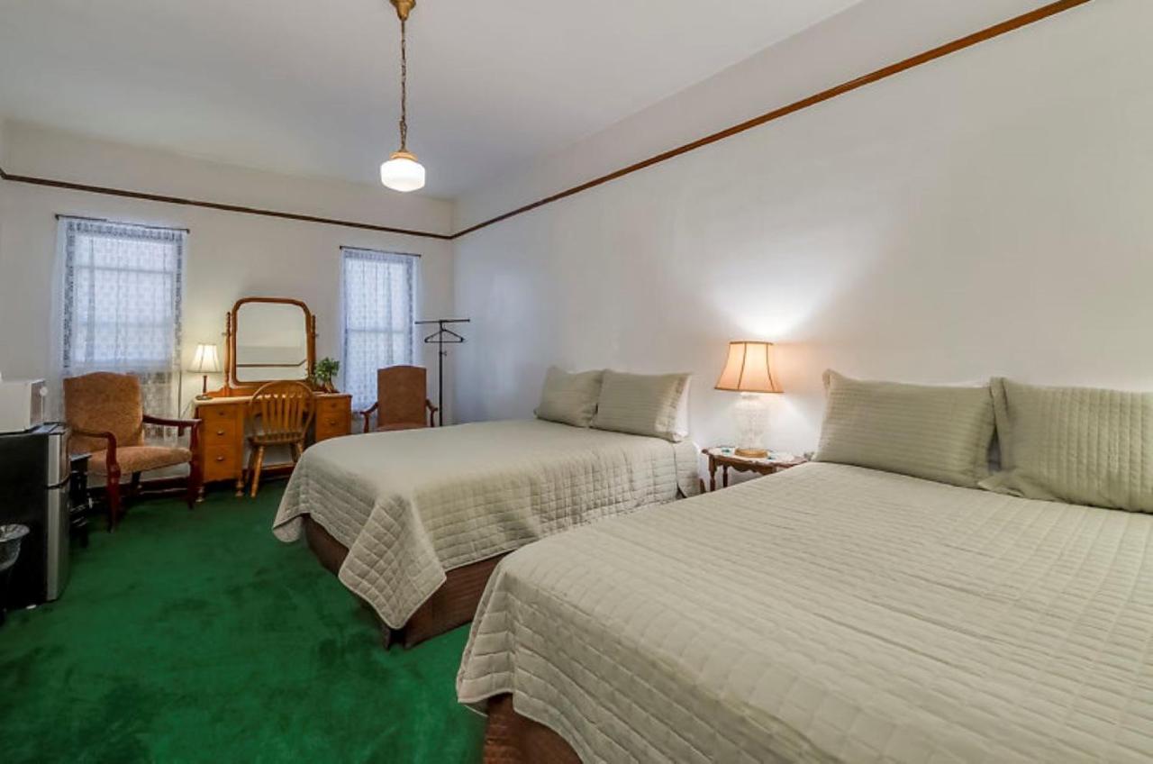 Ryan Hotel Воллес Екстер'єр фото